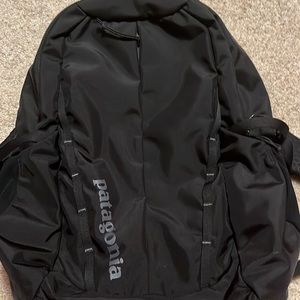 Patagonia Refugio 28L